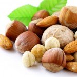 Le proprietà anticancro delle noci nelle donne