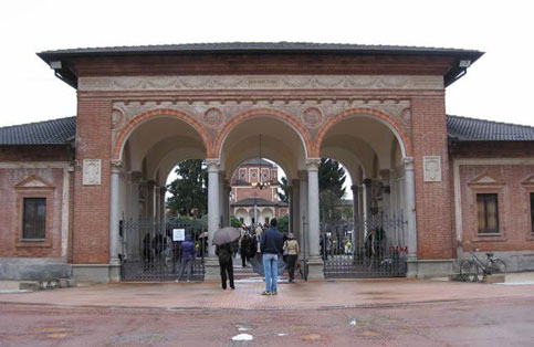 Andata deserta la gara del cimitero