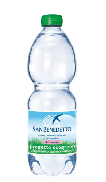 Acqua Minerale San Benedetto disseta la “Corsa dei Santi”
