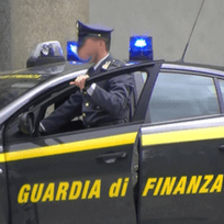 La Guardia di Finanza mette i sigilli a 170 d.a.