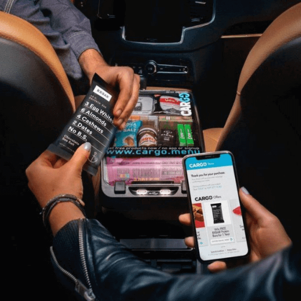 Vending-in-car. Con Uber e Cargo Store viaggi e acquisti