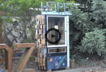 USA. La “Hope Vending Machine” per lasciare un messaggio di speranza