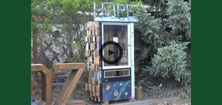 USA. La “Hope Vending Machine” per lasciare un messaggio di speranza