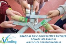 Alle scuole di Reggio Emilia 1.000 righelli di plastica riciclata con RiVending