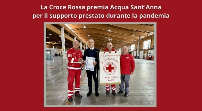 Acqua Sant’Anna riceve la Medaglia di Benemeranza dalla CRI in segno di gratitudine