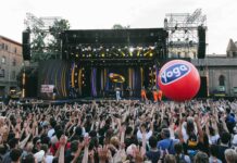 Yoga celebra l’estate con la migliore musica italiana di Radio Bruno