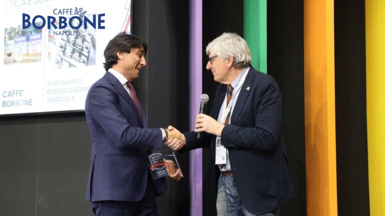A Tuttofood Le Compostabili di Caffè Borbone vincono il premio “Better Future Award”